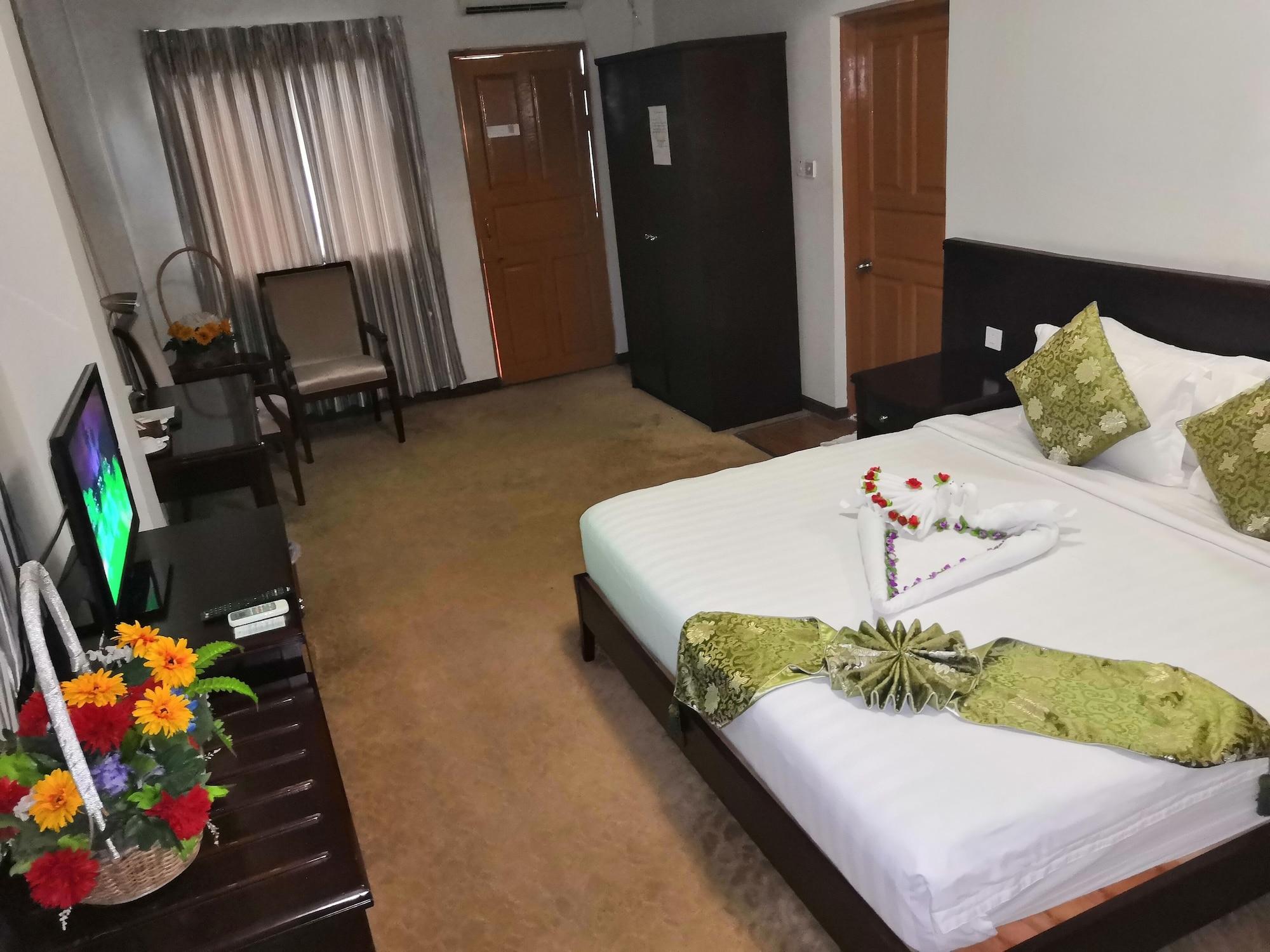Green Leaf Hotel Yangon Exterior foto
