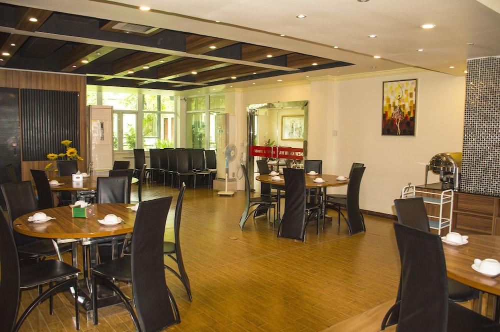 Green Leaf Hotel Yangon Exterior foto