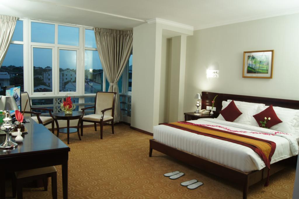 Green Leaf Hotel Yangon Exterior foto