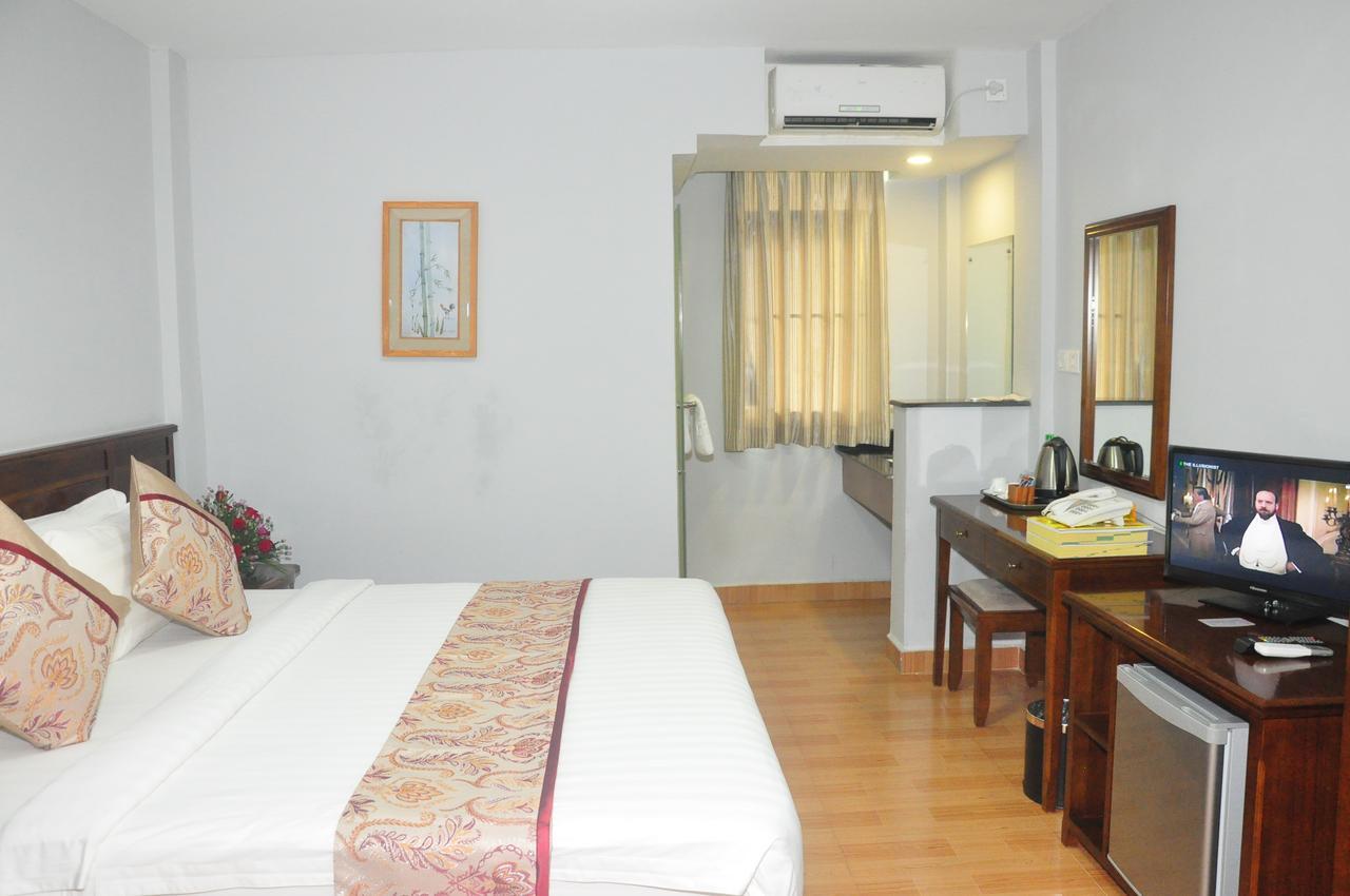 Green Leaf Hotel Yangon Exterior foto